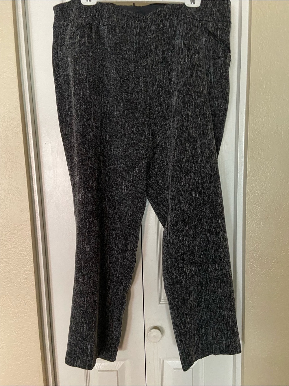 Women's Black Heather Stretch Pull-On Pants